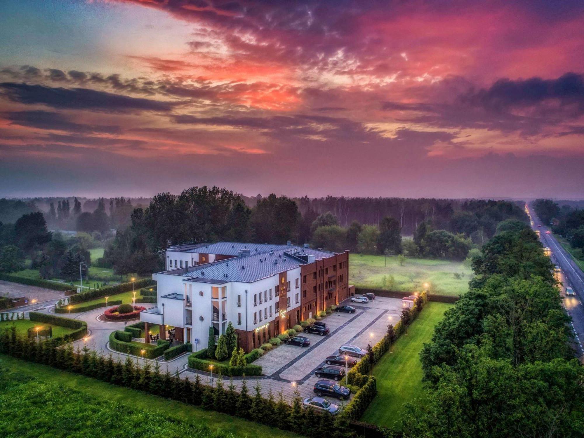 Mercure Wiazowna Brant Exterior foto